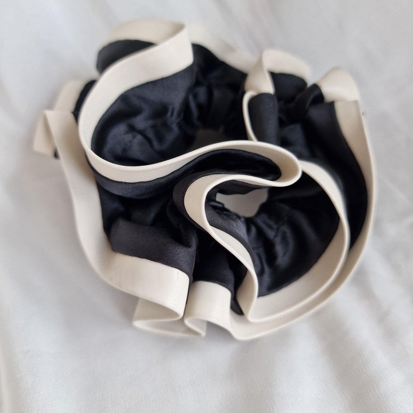 Scrunchie Schwarz 10 cm