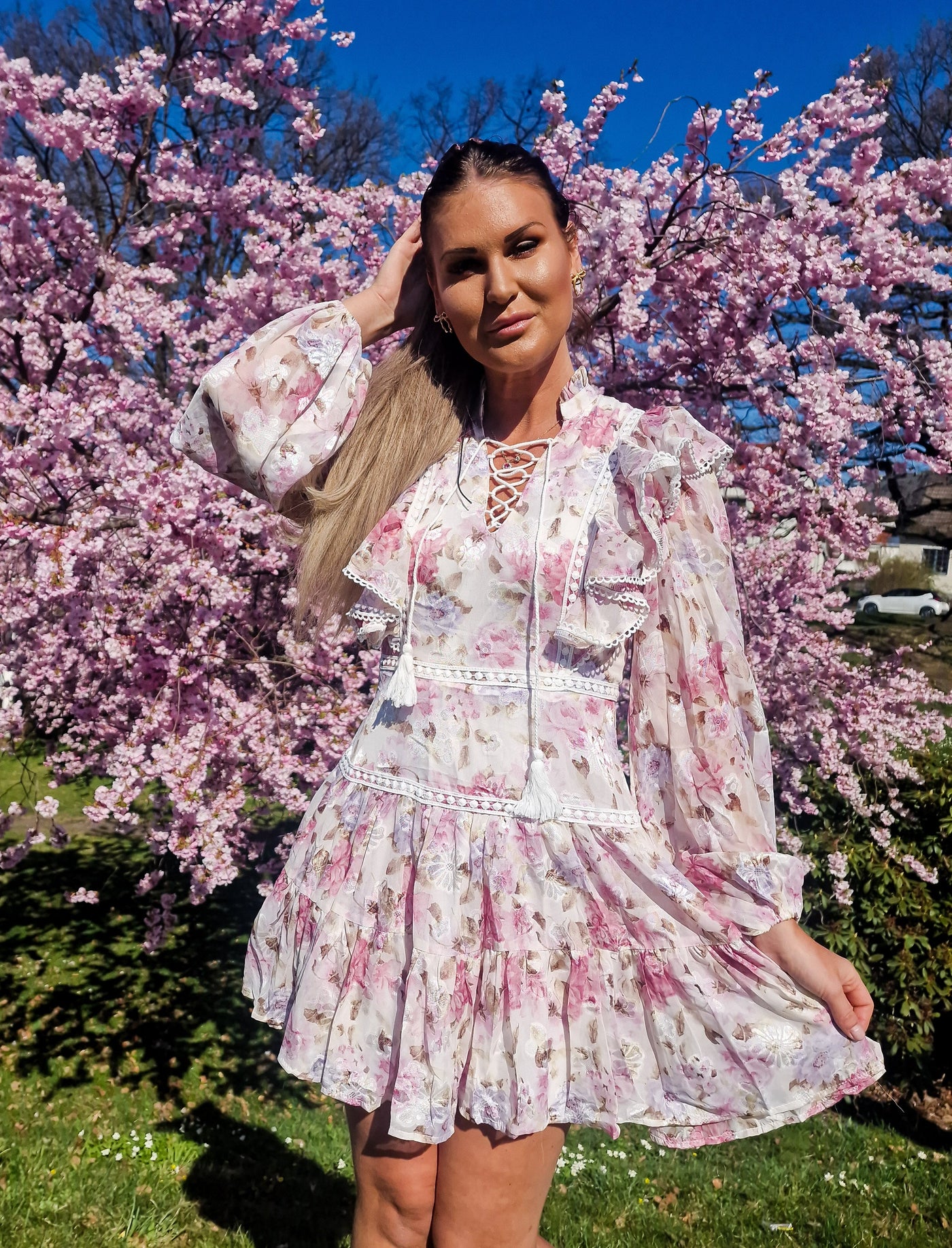 Blumiges Spitzenkleid Rosa