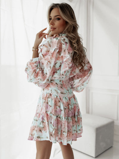 Geblümtes Spitzenkleid