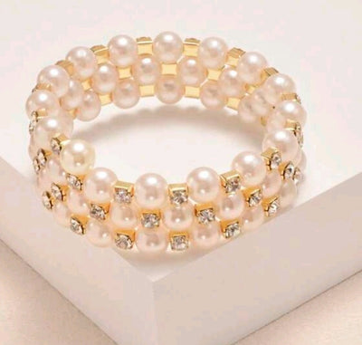 Armband Sara Perlen/Gold