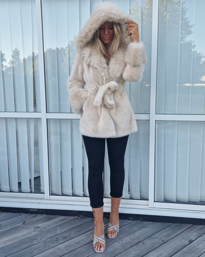 Fauxfelljacke Zina Beige