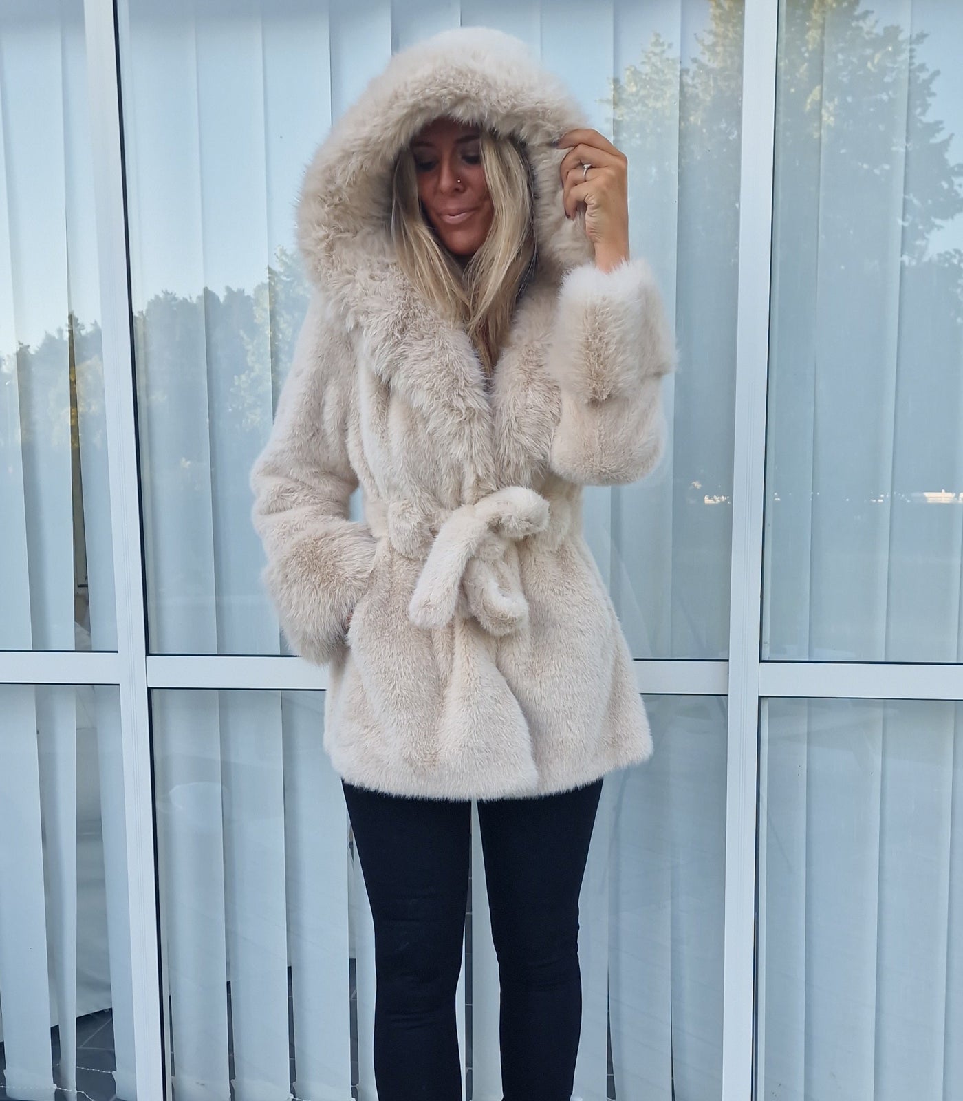 Fauxfelljacke Zina Beige