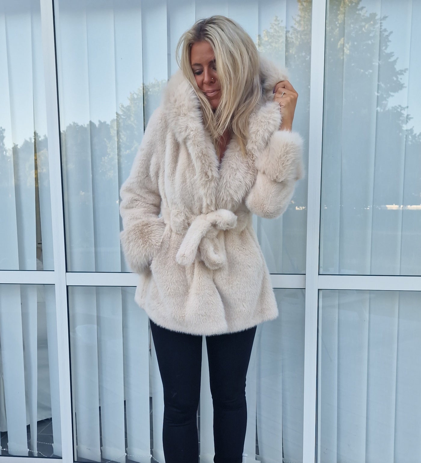 Fauxfelljacke Zina Beige